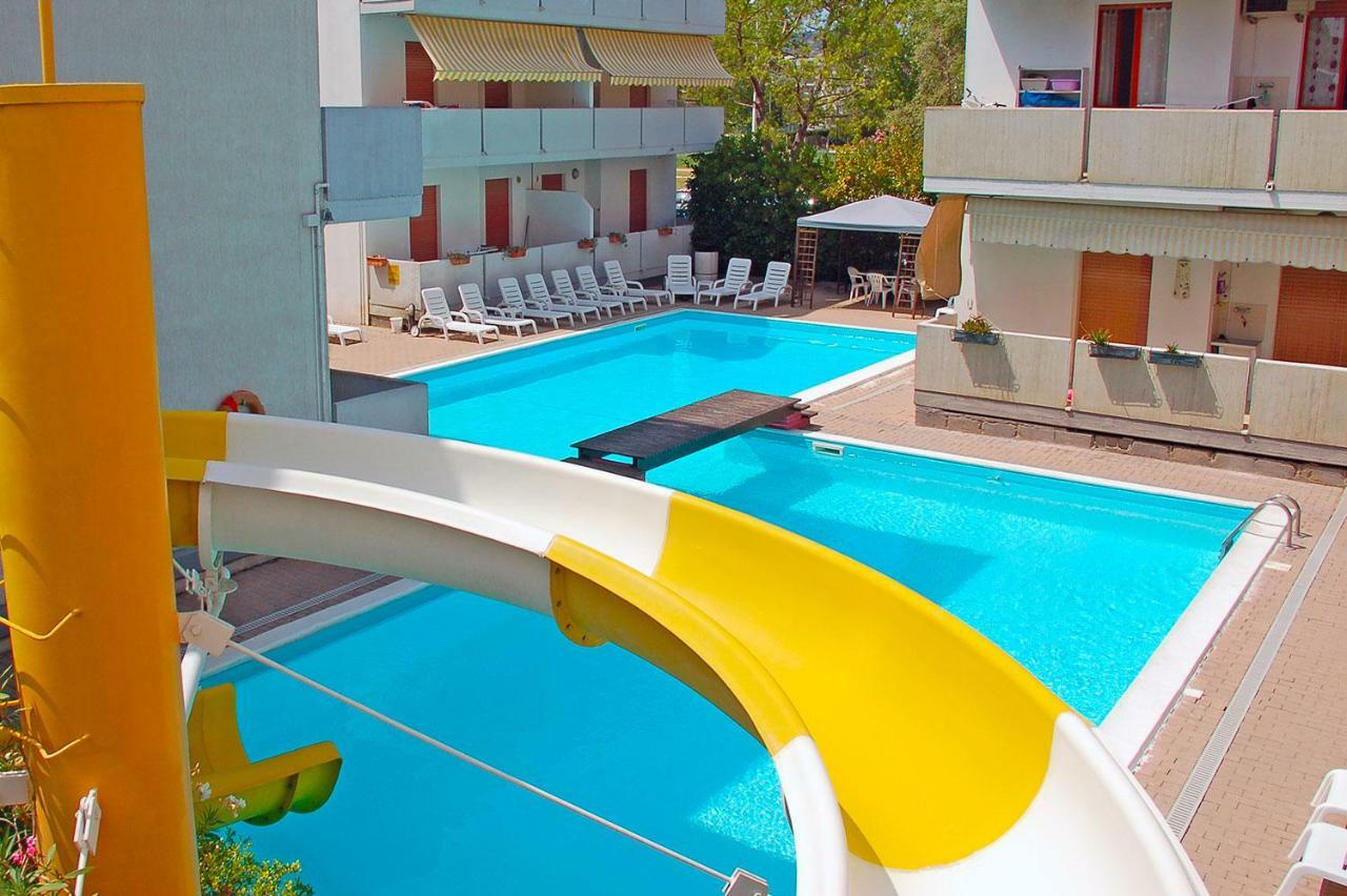 Holiday Club Residence Alba Adriatica Eksteriør bilde