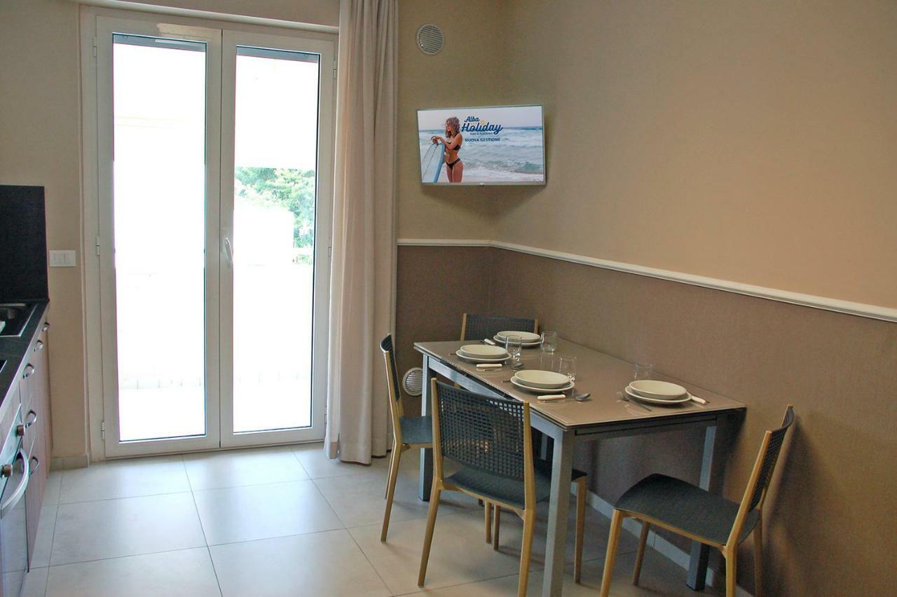 Holiday Club Residence Alba Adriatica Eksteriør bilde